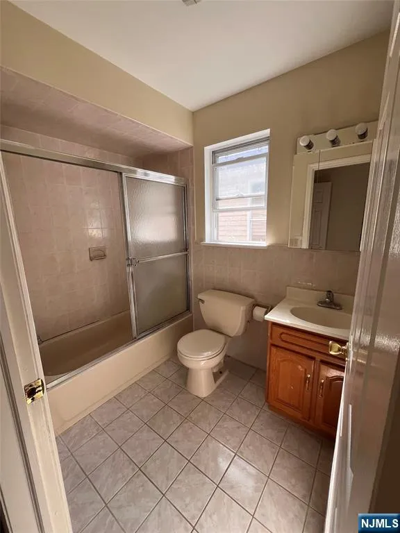 19 Halleck Street Newark, NJ 07104