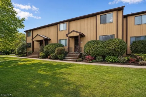 38 Park Street #13D Unit 13D