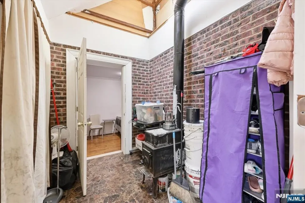 409 Tryon Avenue Englewood, NJ 07631
