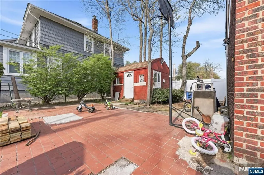 409 Tryon Avenue Englewood, NJ 07631