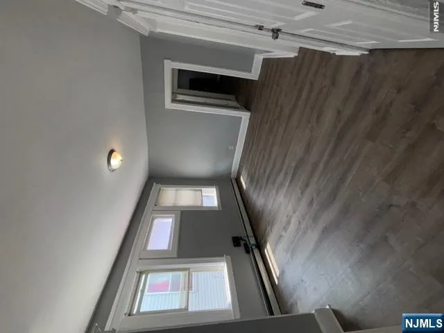 17 Cedar Street 3rd Floor Newark, NJ 07106