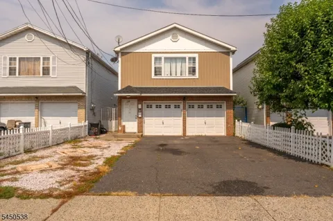 133 Port Ave