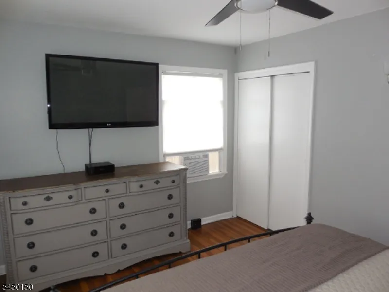 65 Fernwood Crescent Riverdale, NJ 07457