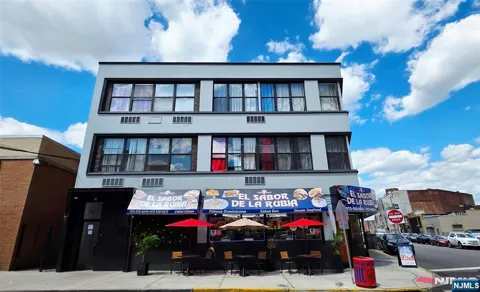 30 Howe Avenue 206
