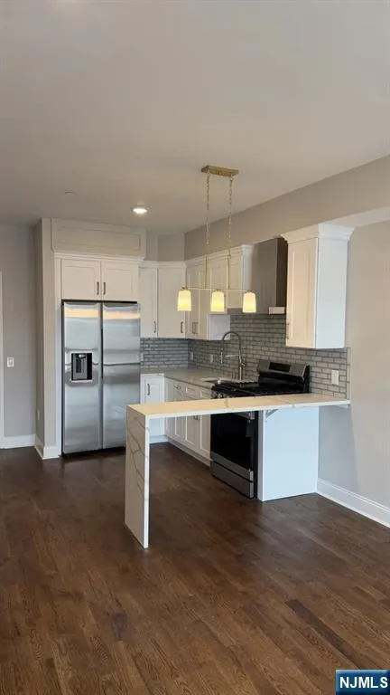 587 River Street 305 Paterson, NJ 07524