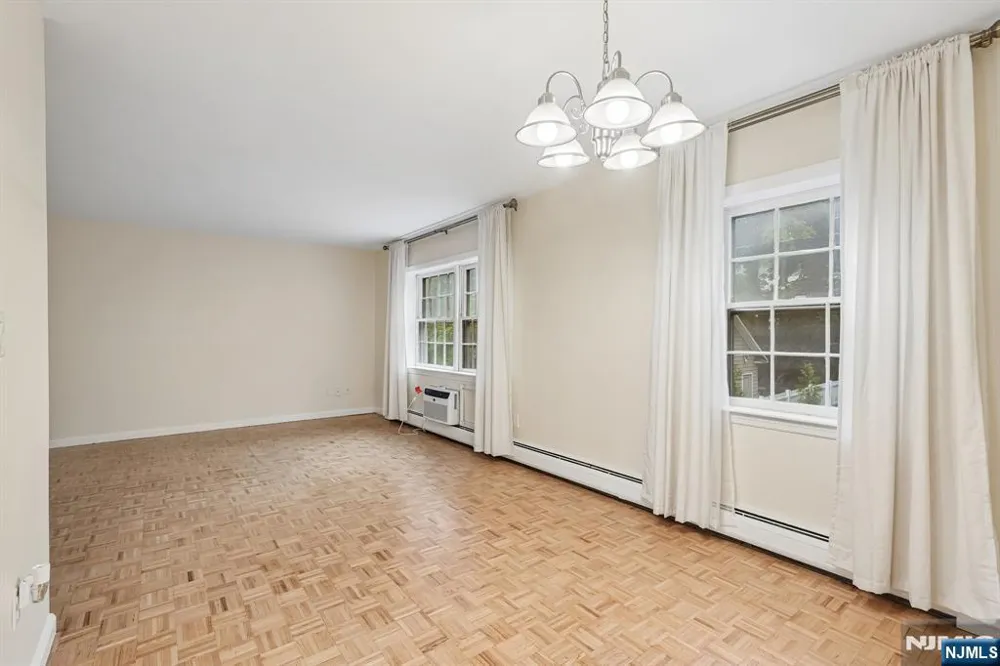 135-167 S Maple Avenue 143 B Ridgewood, NJ 07450
