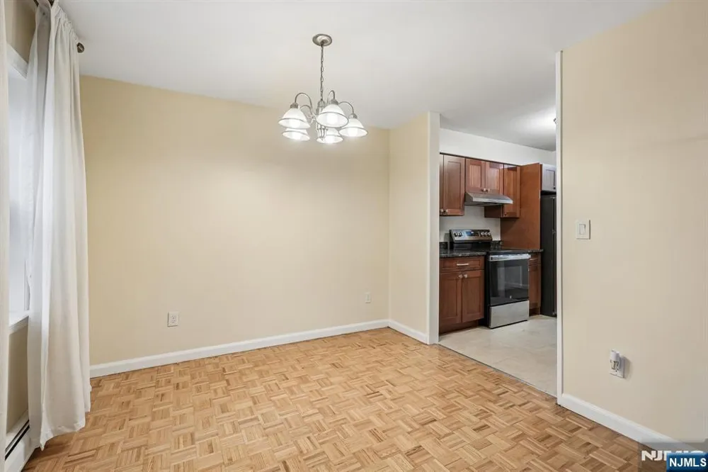 135-167 S Maple Avenue 143 B Ridgewood, NJ 07450