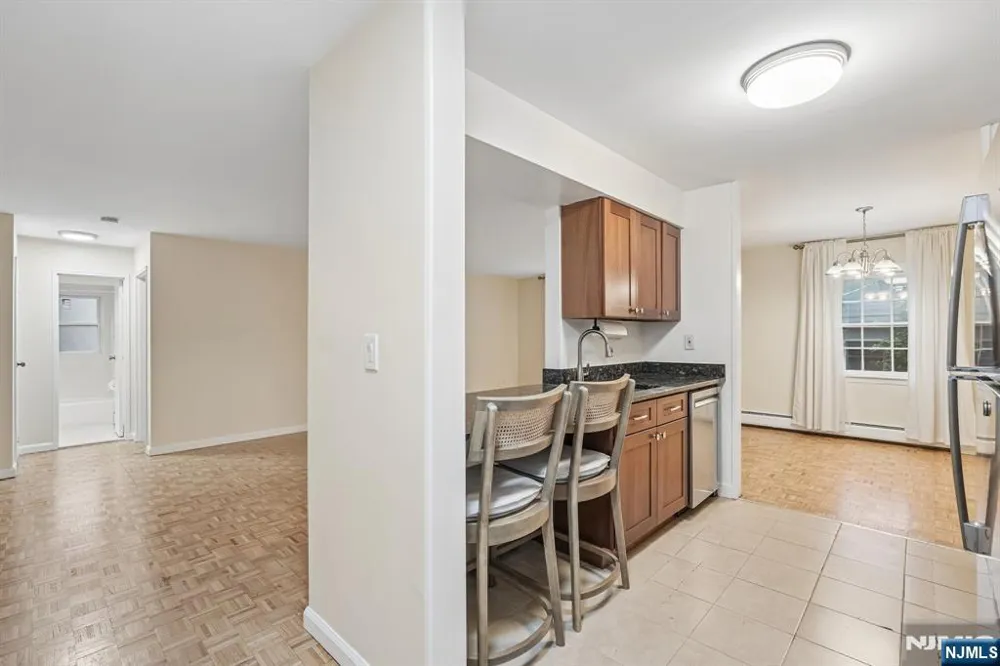 135-167 S Maple Avenue 143 B Ridgewood, NJ 07450