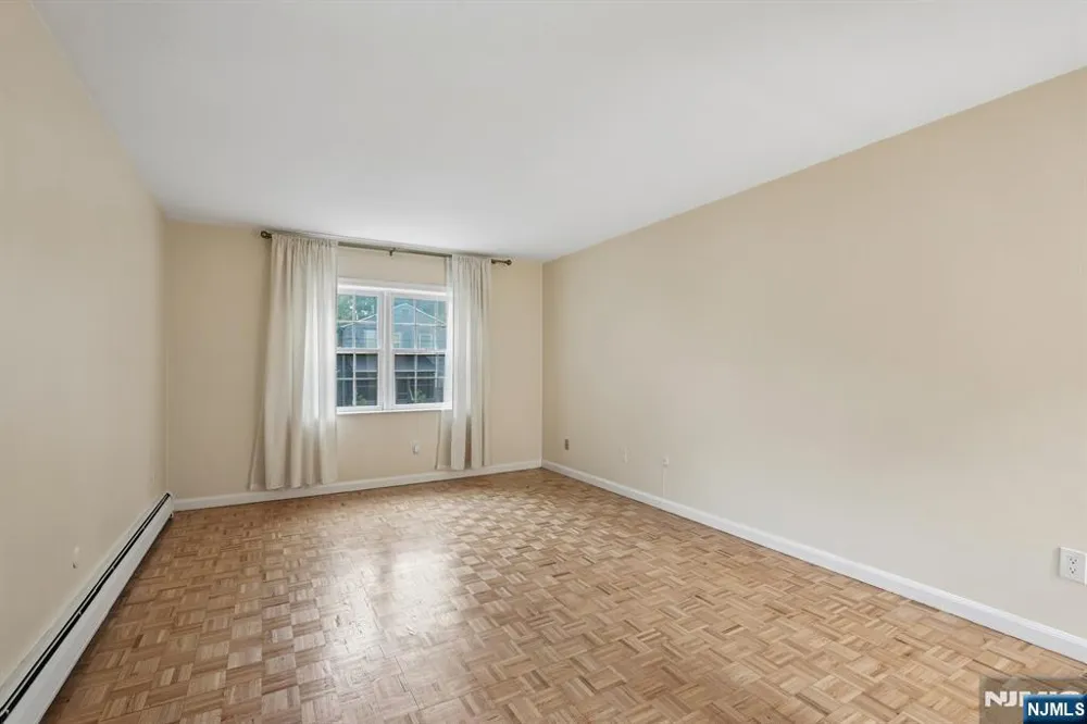 135-167 S Maple Avenue 143 B Ridgewood, NJ 07450