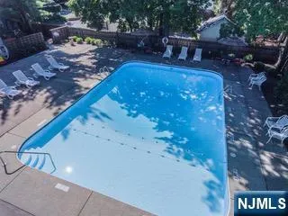 135-167 S Maple Avenue 143 B Ridgewood, NJ 07450