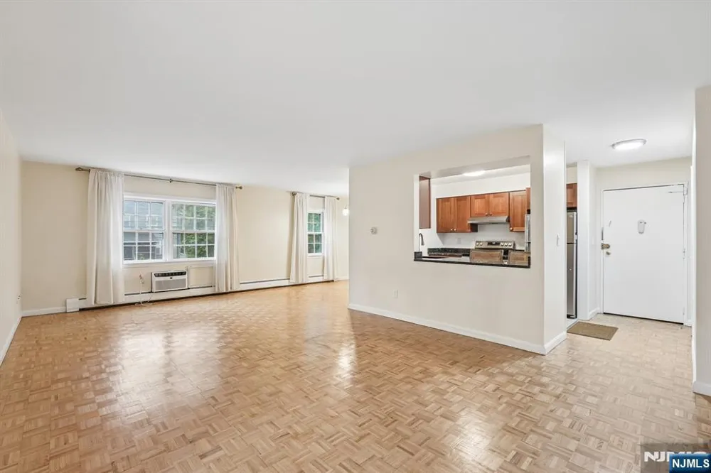 135-167 S Maple Avenue 143 B Ridgewood, NJ 07450
