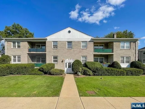 135-167 S Maple Avenue 155 E