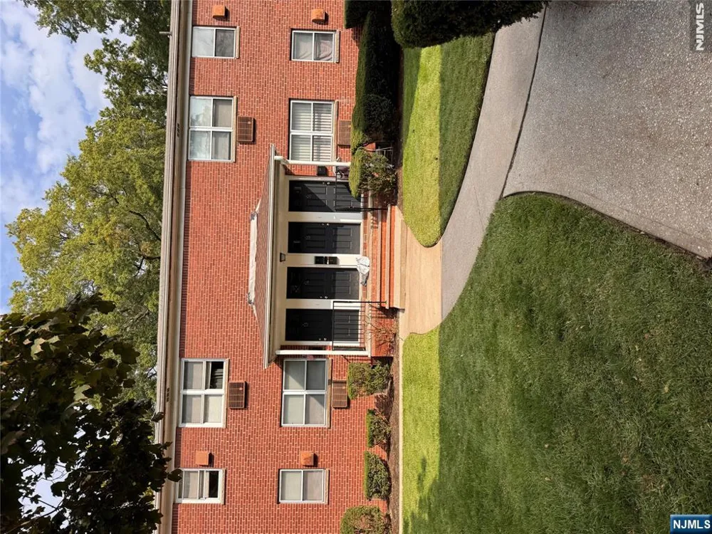 401 W Madison Avenue 27 Dumont, NJ 07628