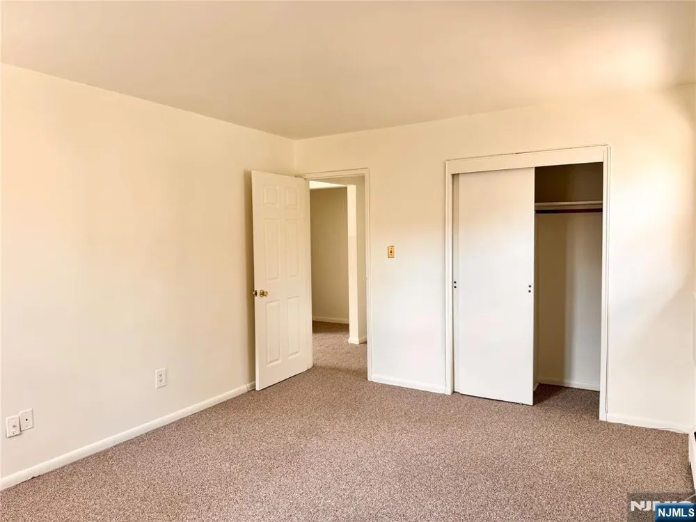 401 W Madison Avenue 27 Dumont, NJ 07628