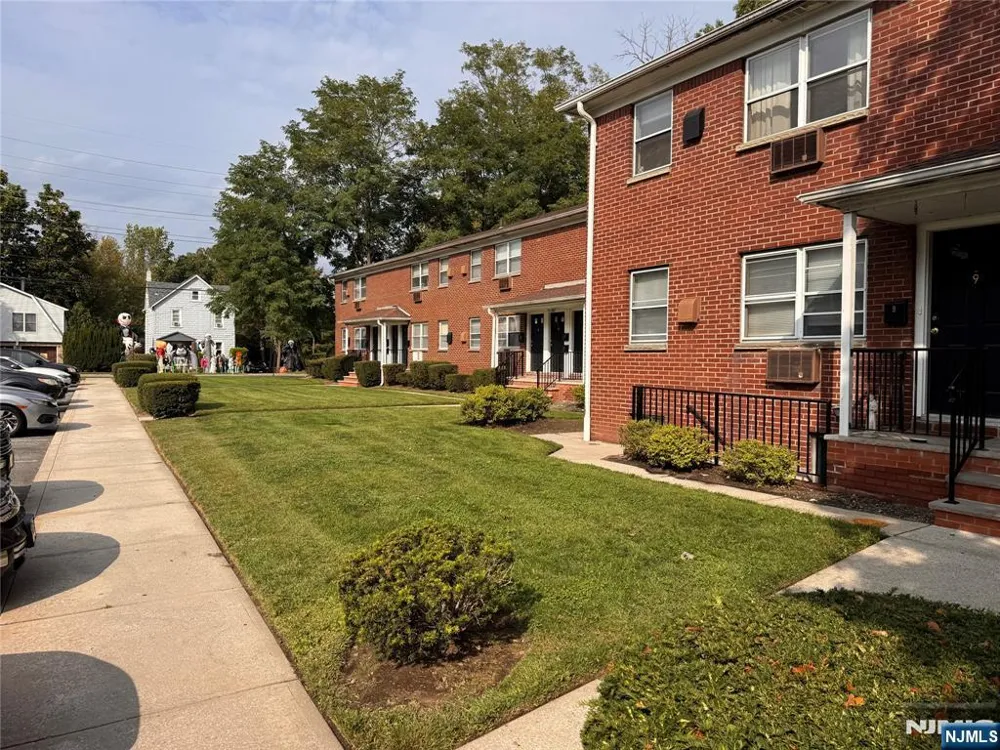 401 W Madison Avenue 27 Dumont, NJ 07628