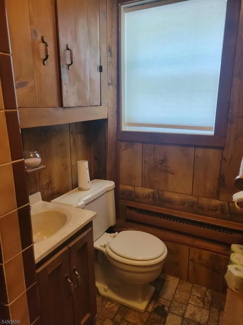 108 Magee Rd Ringwood, NJ 07456