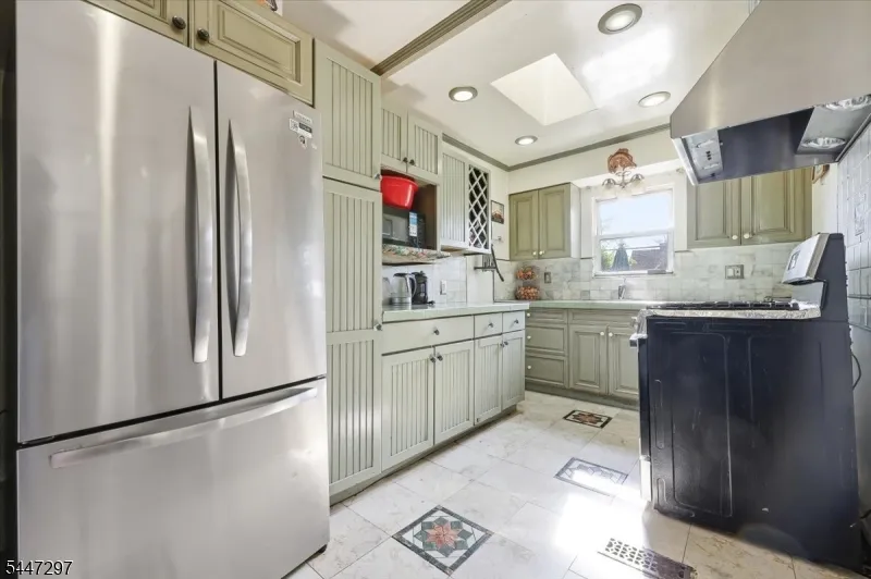 409 Tryon Ave Englewood City, NJ 07631