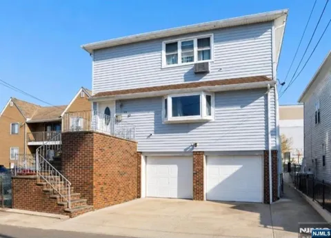 214 Morris Street 2