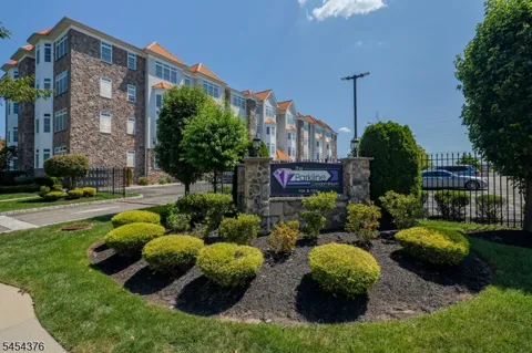 104 E Elizabeth Ave #403 Unit 403