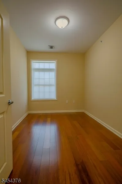 104 E Elizabeth Ave #403 Unit 403 Linden City, NJ 07036