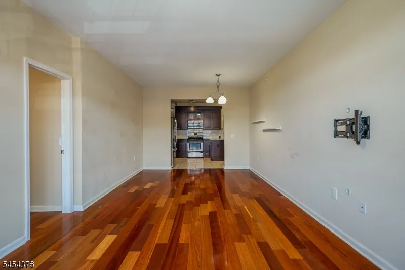 104 E Elizabeth Ave #403 Unit 403 Linden City, NJ 07036
