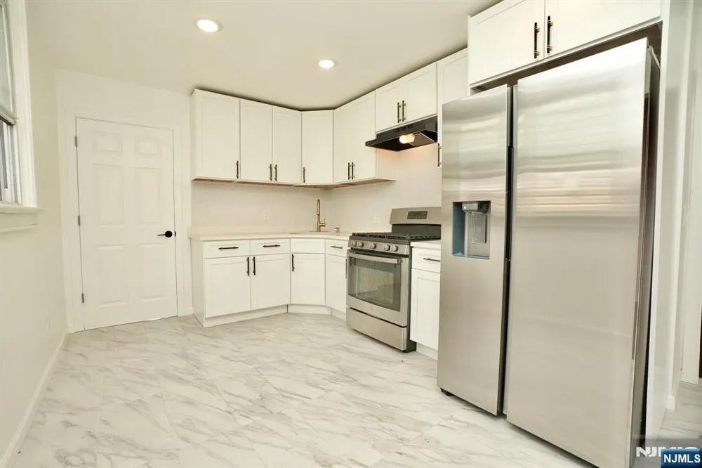 210 Sanford Avenue 2 Kearny, NJ 07032