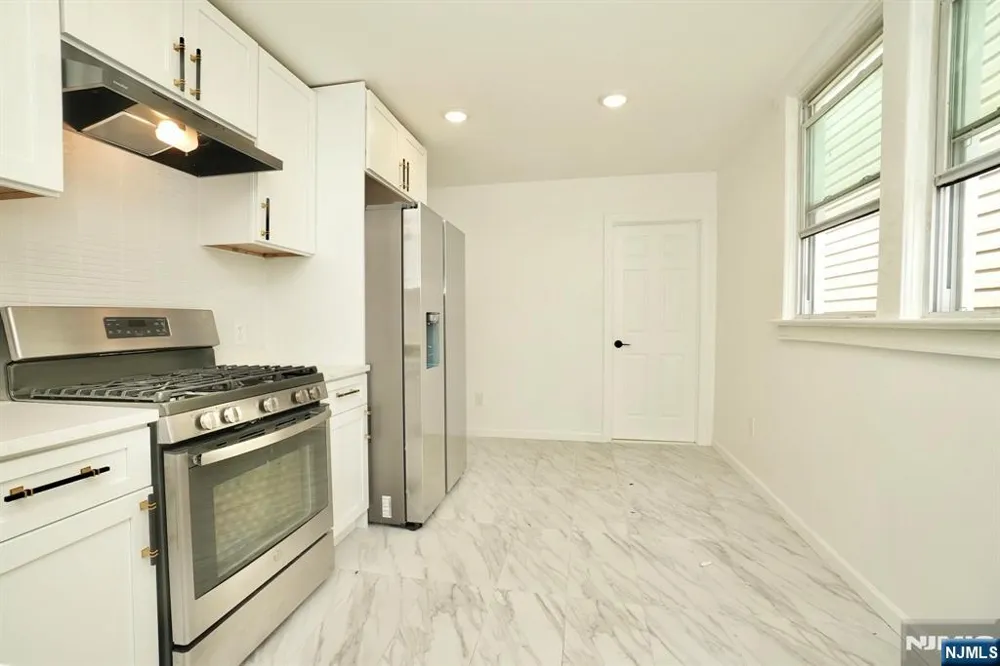 210 Sanford Avenue 2 Kearny, NJ 07032
