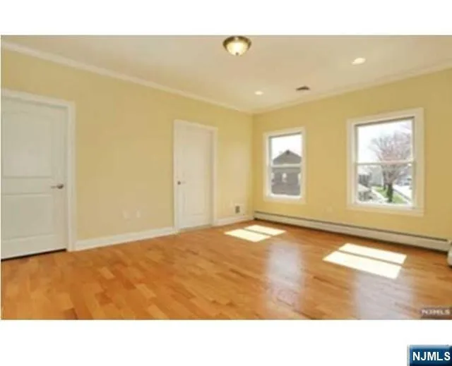 452 Grand Avenue B Palisades Park, NJ 07650