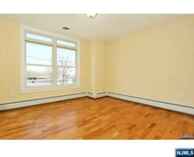 452 Grand Avenue B Palisades Park, NJ 07650