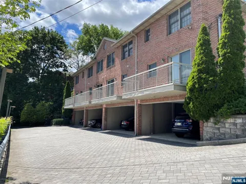 236 Myrtle Avenue 236