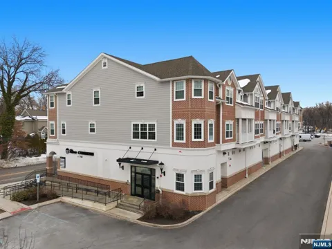 764 New Bridge Road 2H
