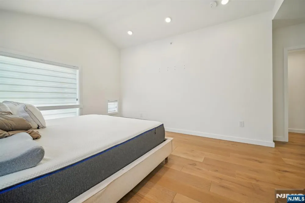 66B Henry Avenue Palisades Park, NJ 07650
