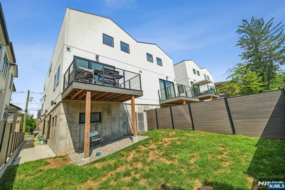 66B Henry Avenue Palisades Park, NJ 07650