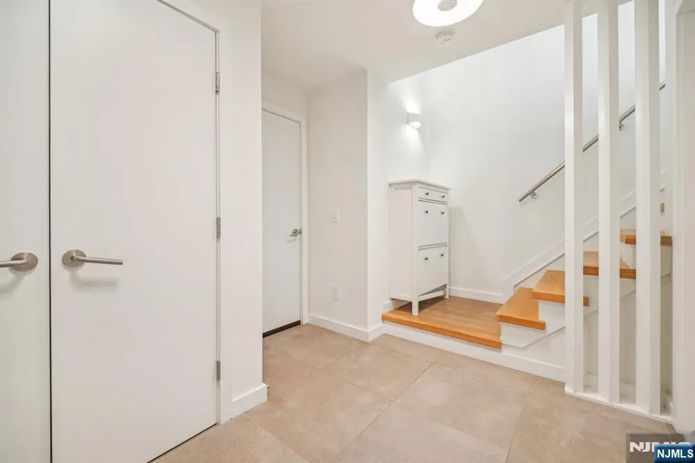 66B Henry Avenue Palisades Park, NJ 07650