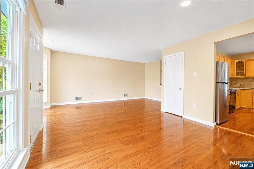 76 Boston Street Newark, NJ 07103