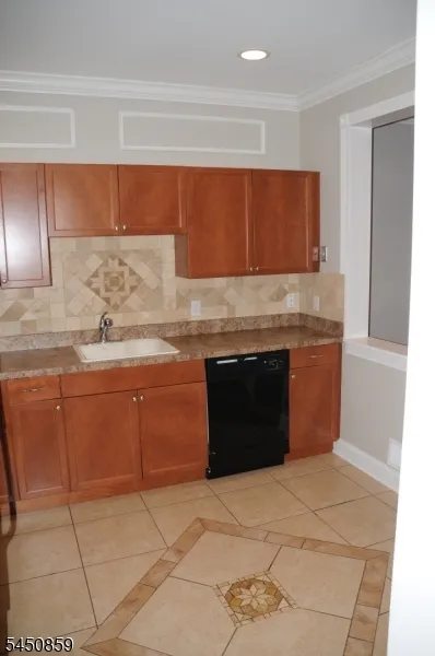 171 Autumn Ridge Rd Parsippany-Troy Hills, NJ 07950