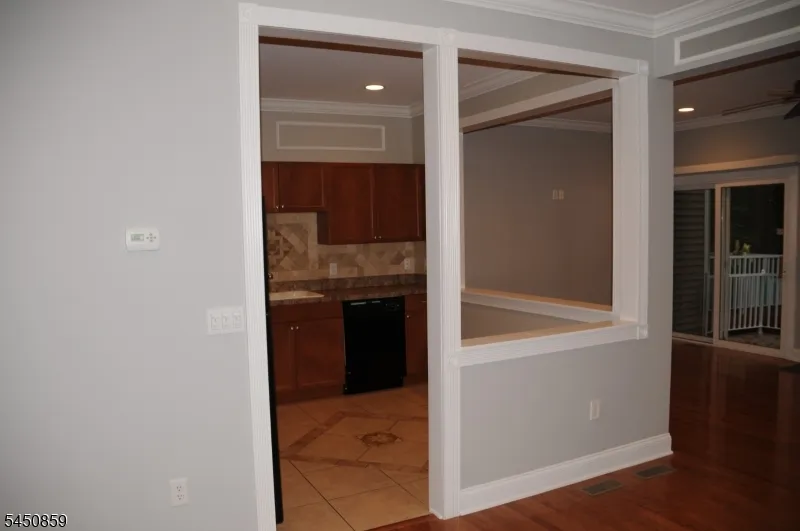 171 Autumn Ridge Rd Parsippany-Troy Hills, NJ 07950