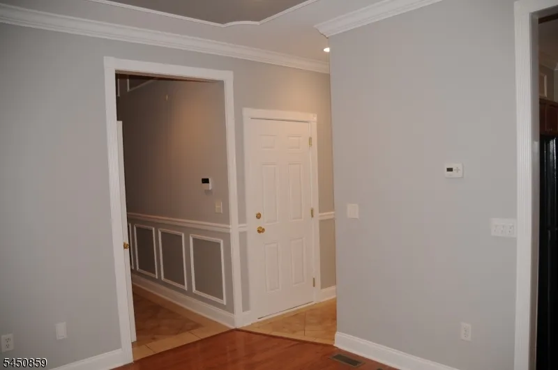 171 Autumn Ridge Rd Parsippany-Troy Hills, NJ 07950