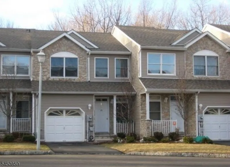 171 Autumn Ridge Rd Parsippany-Troy Hills, NJ 07950