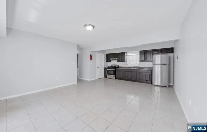 234 4th Street 1 Newark, NJ 07107