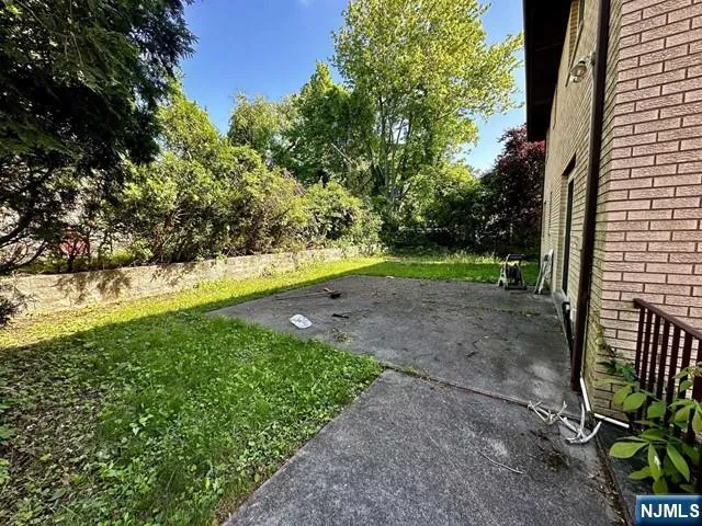 2465 2nd Street 1 Fort Lee, NJ 07024