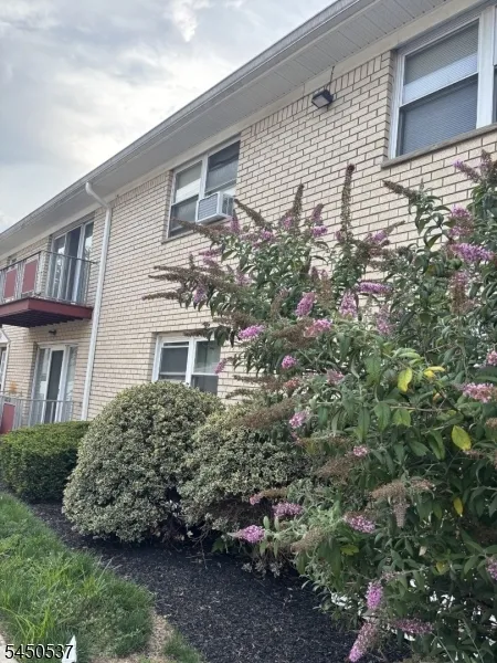 306 Hoover Ave #41 Unit 41 Bloomfield, NJ 07003