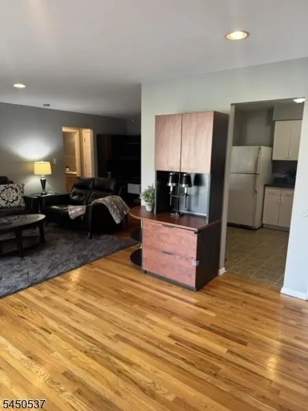 306 Hoover Ave #41 Unit 41 Bloomfield, NJ 07003