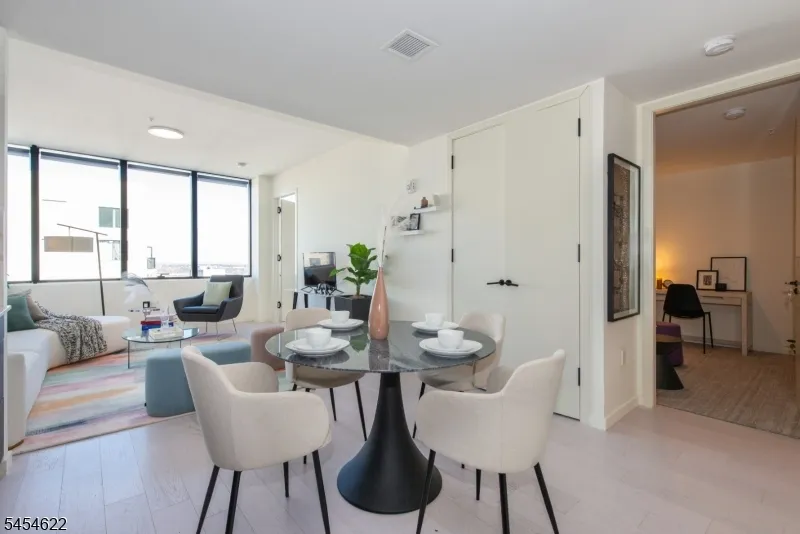 258 S Harrison St #208 Unit 208 East Orange City, NJ 07018