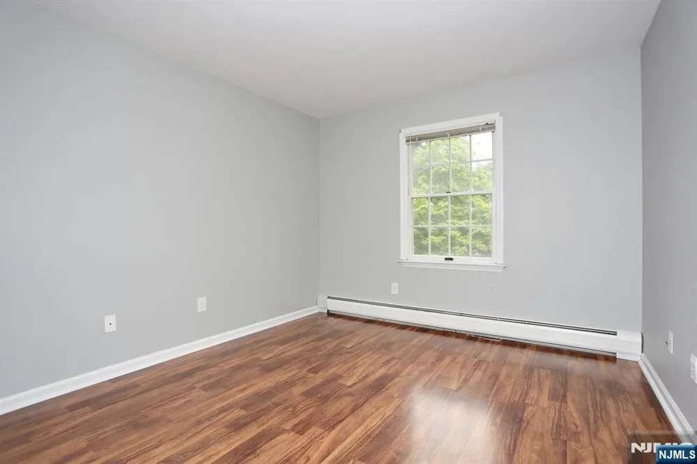 117 S Maple Avenue B Park Ridge, NJ 07656