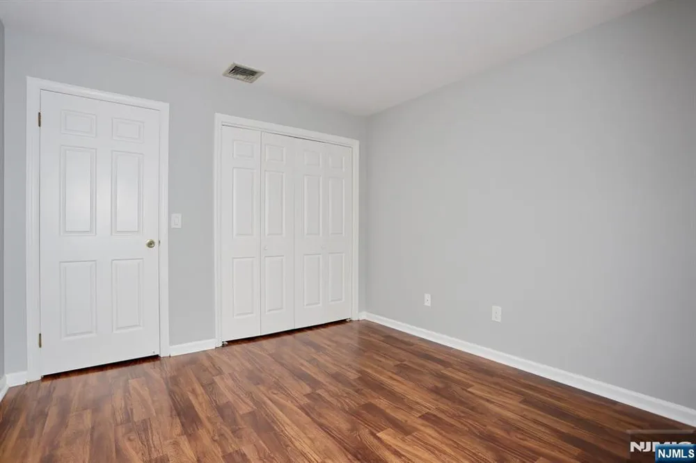 117 S Maple Avenue B Park Ridge, NJ 07656