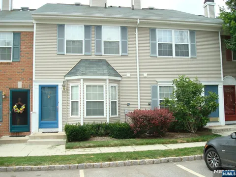 2198 Kent Court