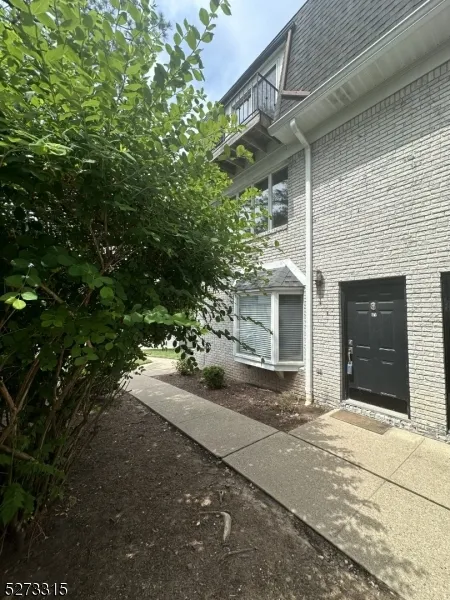 352 Bloomfield Ave #A-1 Unit A-1