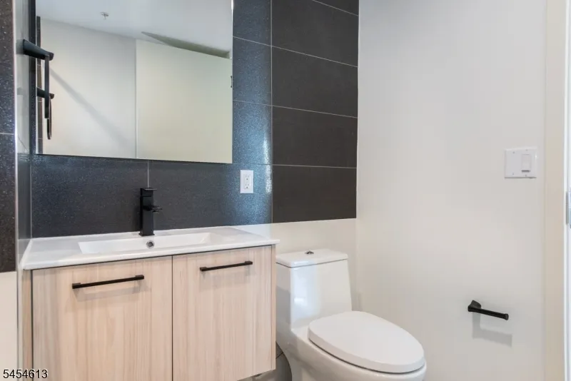 258 S Harrison St #306 Unit 306 East Orange City, NJ 07018
