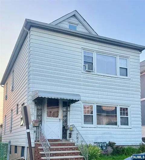 45 Morrissee Avenue